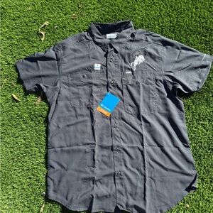 Columbia Black Short Sleeve button up Shirt